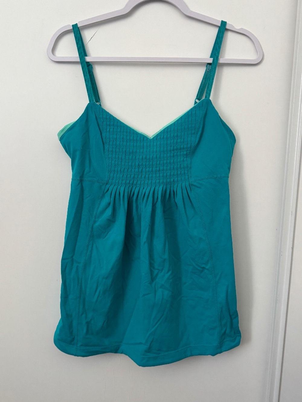 Vintage Lululemon Teal Tank Top Built-In Bra Adjustable Straps